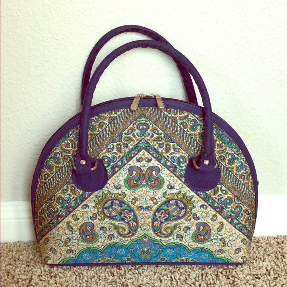 Handicraft carpet design purse